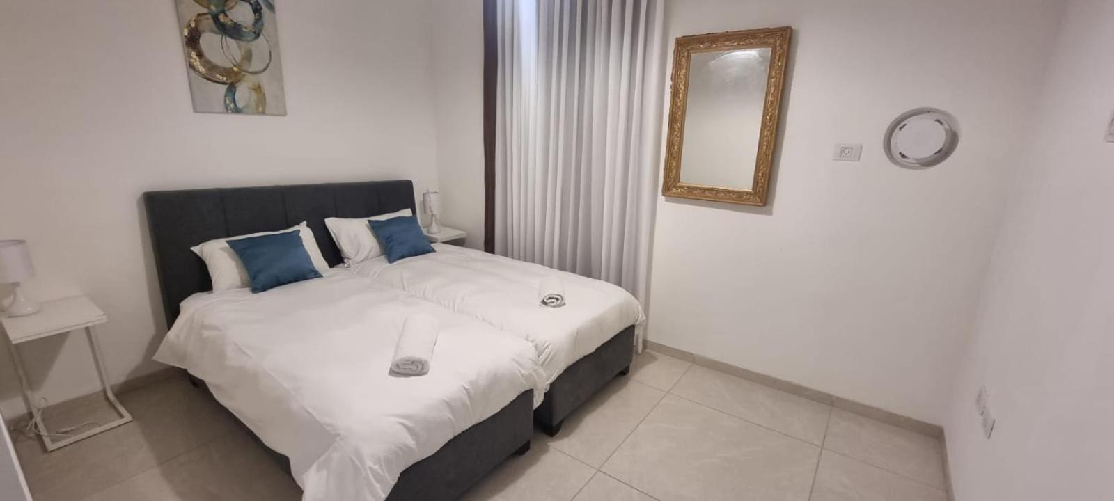 Jtower Royal Suites - Alefimmoed Jerusalem Exterior photo